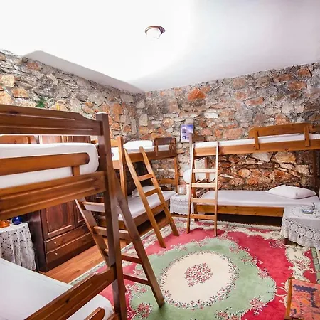 6 Beds Small House On Olympus Authentic Landscape Apartment Pétra