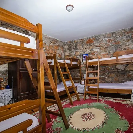 Apartment 6 Beds Small House On Olympus Authentic Landscape Pétra