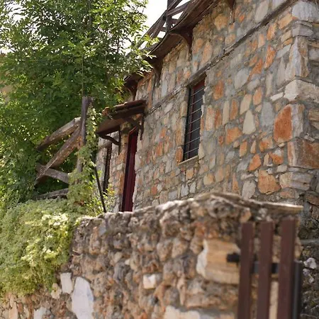 Apartment 6 Beds Small House On Olympus Authentic Landscape Pétra